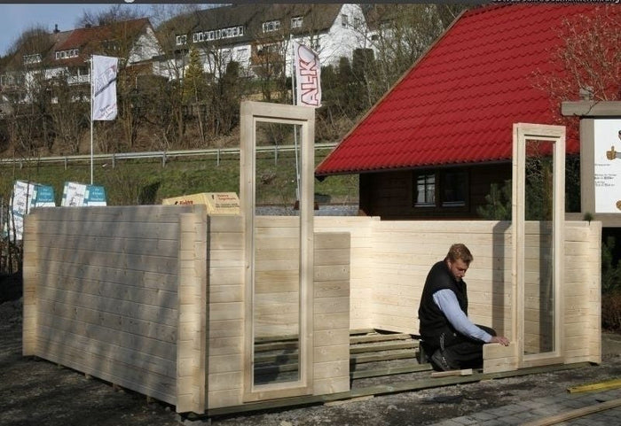 Montage Karibu Gartenhaus Lagor 1 (Deutschland)